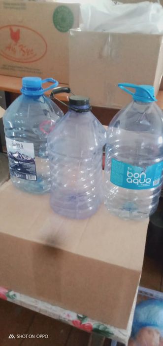 Продам пластиковые бутылки