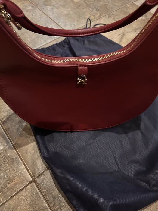 Дамска чанта  Tommy Hilfinger