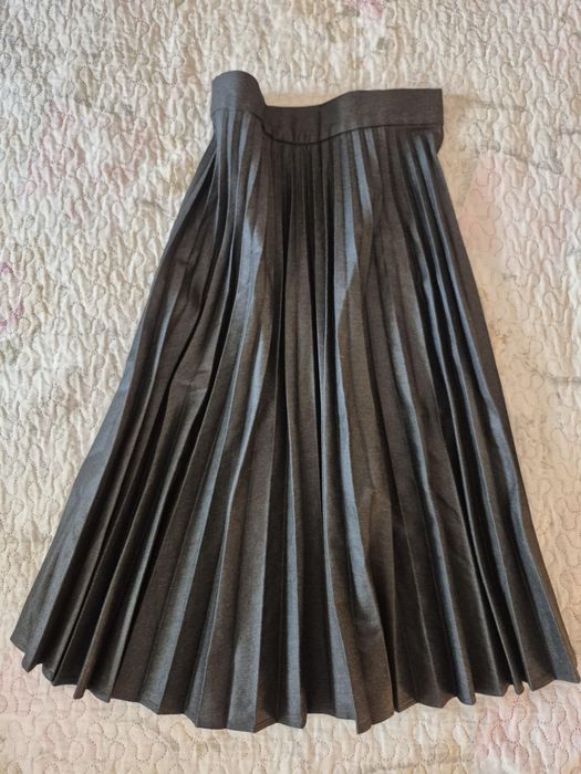 Плисирана пола Zara