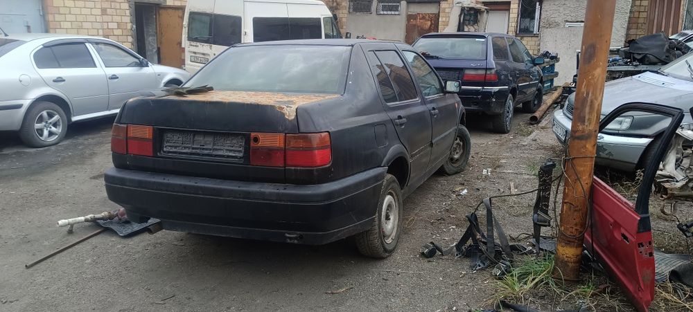 Продаю по запчастям венту