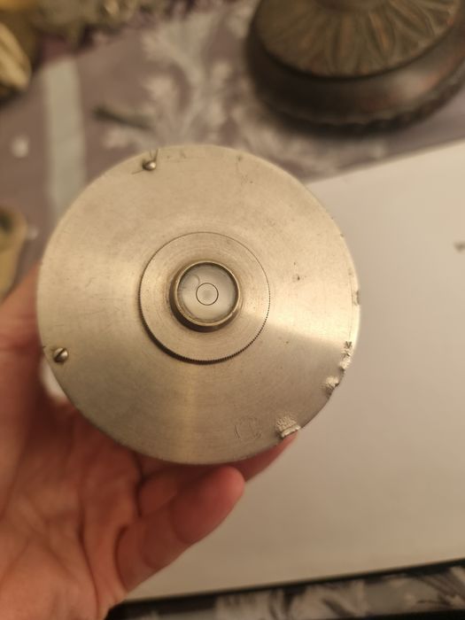 Microscop vechi – corp optic metalic