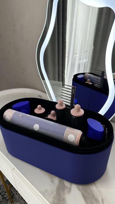 Дайсон стайлер в цвете Сакура