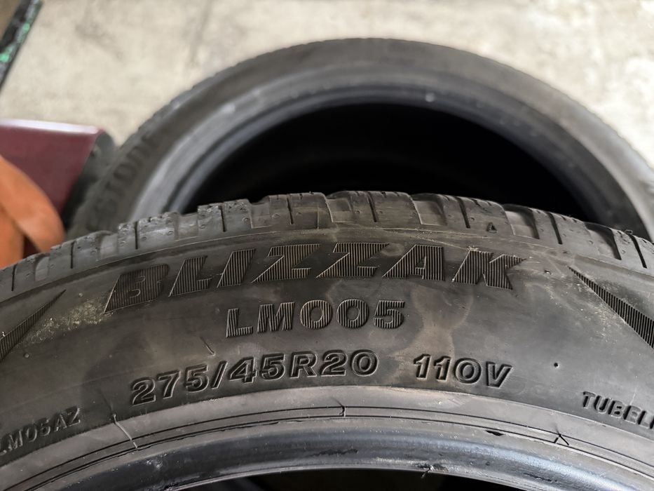 Bridgestone 275/45R20 110W
