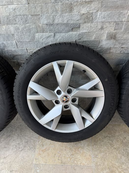Jante Roti de iarna pe 17”, 205 55 17,jante aliaj Skoda originale