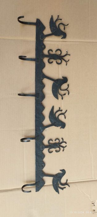 Закачалка ковано желязо - антика