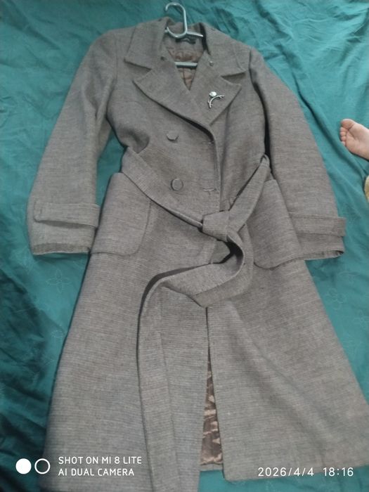 Пальто хорошего качества размер до 50 подходит