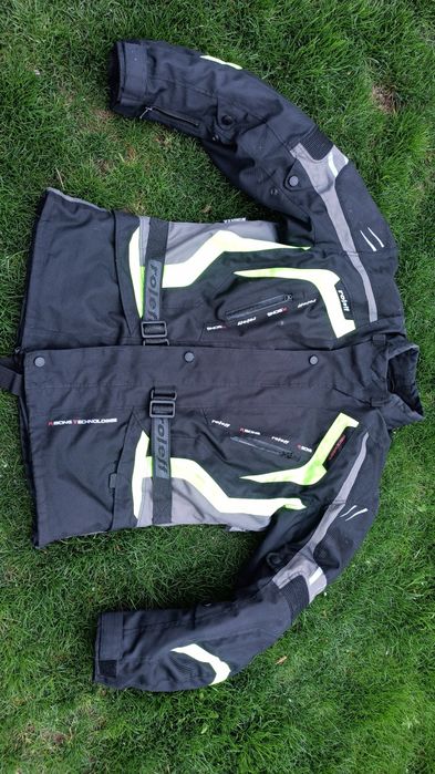 Vând  geaca moto Roleff Racing
