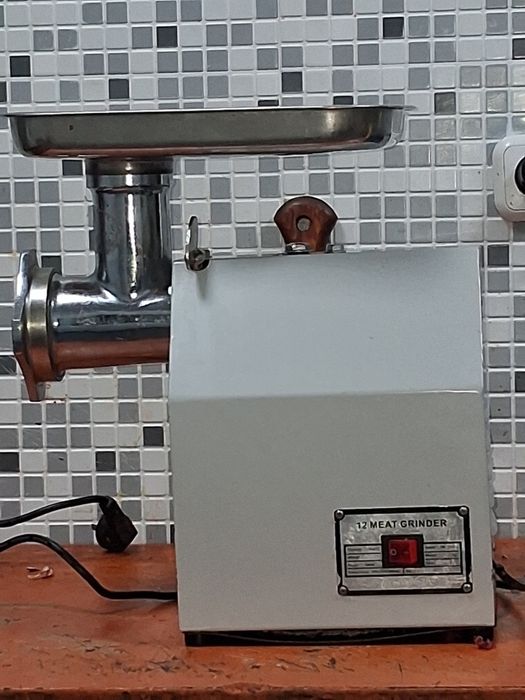 Мясорубка промышленая