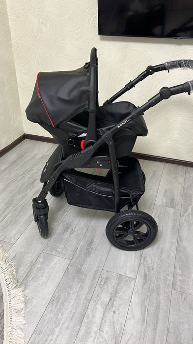 Продам коляску в отличном состояние