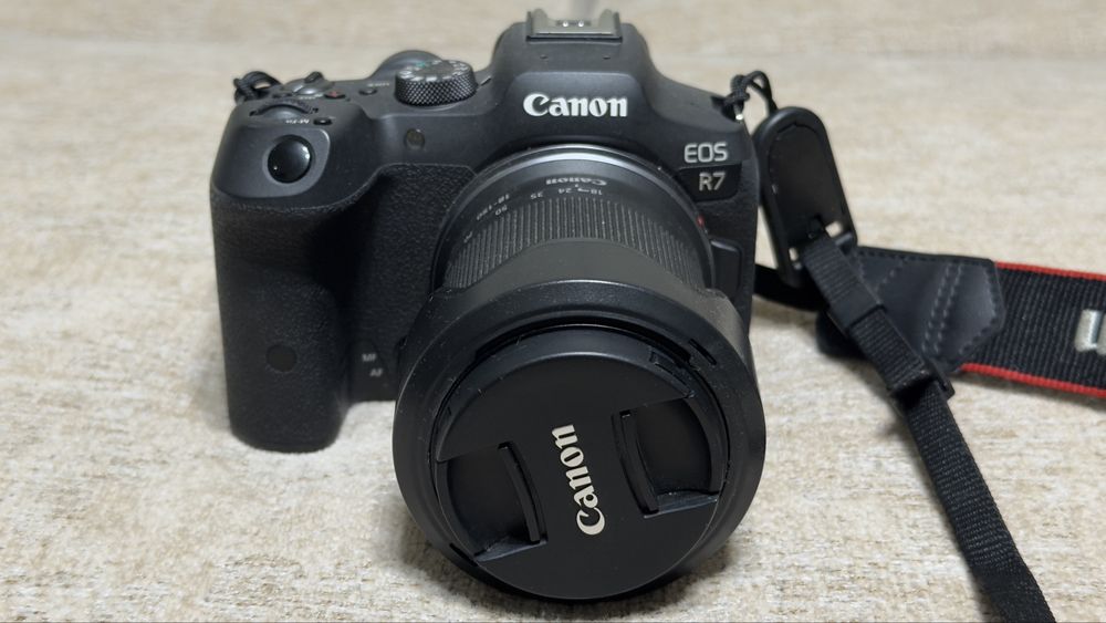 Canon eos R7 18-150mm