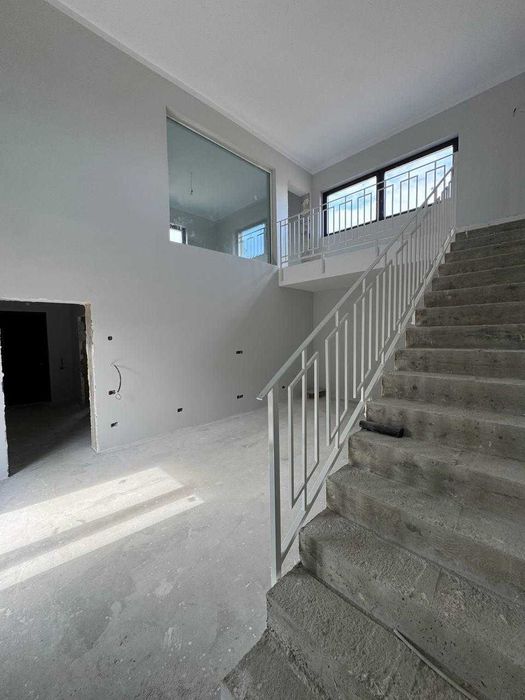 Proprietar Vand Casa TERMO PASIVA locuinta capabila sa fnct. independe
