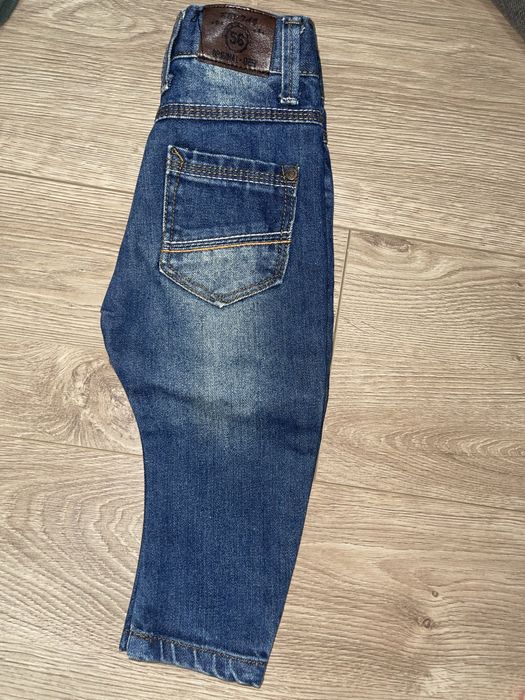 Джинсы детские две пары