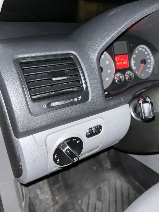 VOLKSWAGEN Golf 2006 — imagine 4
