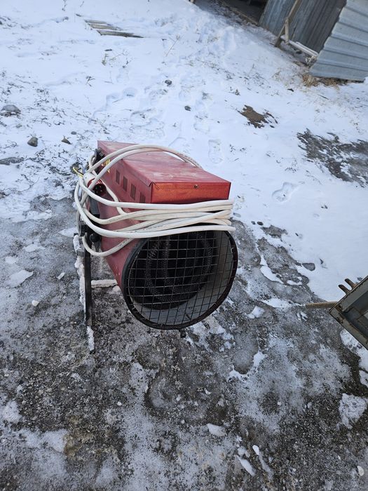 Пушка обогреватель 380