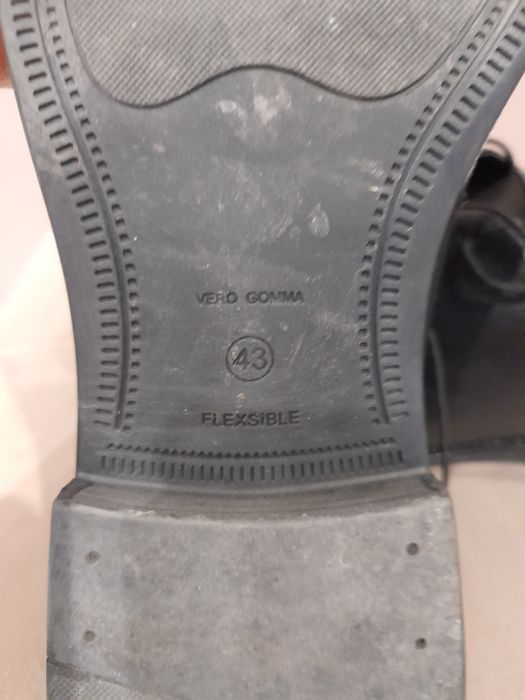 Черни Обувки от Естествена Кожа /гр. Пещра/