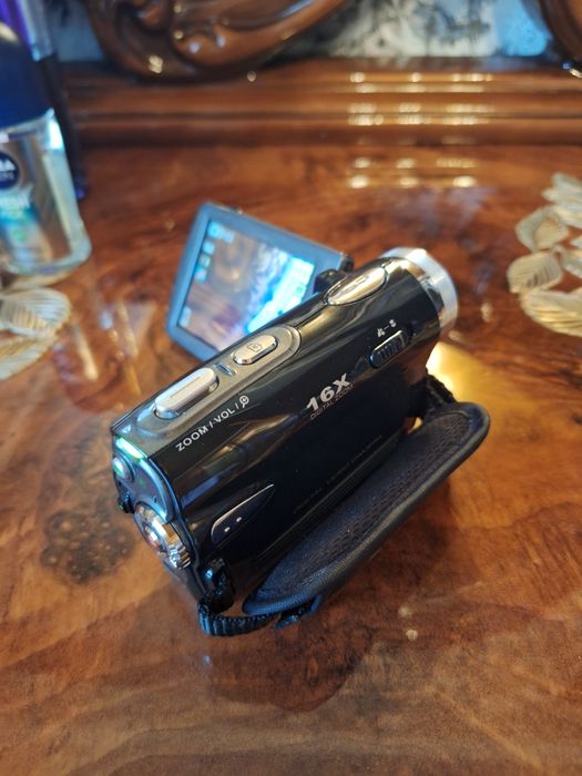 Продам камеру sony