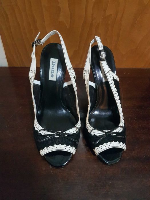 Дамски официални обувки .DUNE.    Karol - Lace. Peeptoe Slingback.