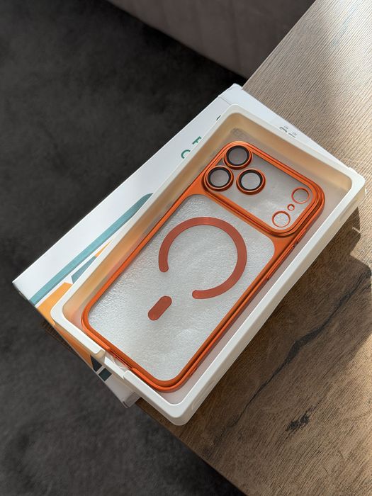 Кейс за iPhone 17 Pro Max