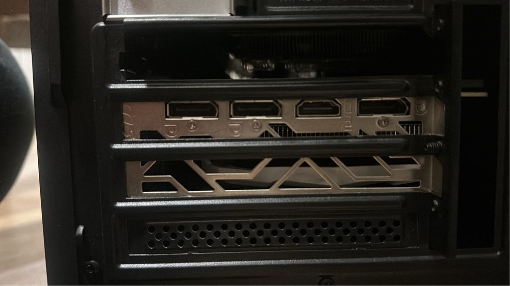 Gtx 1660ti intel xeon e5 2666 v3