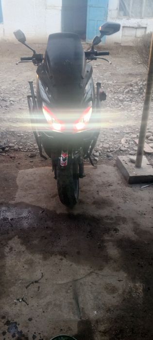 Sukuter.suruchni.sotiladi.150kub