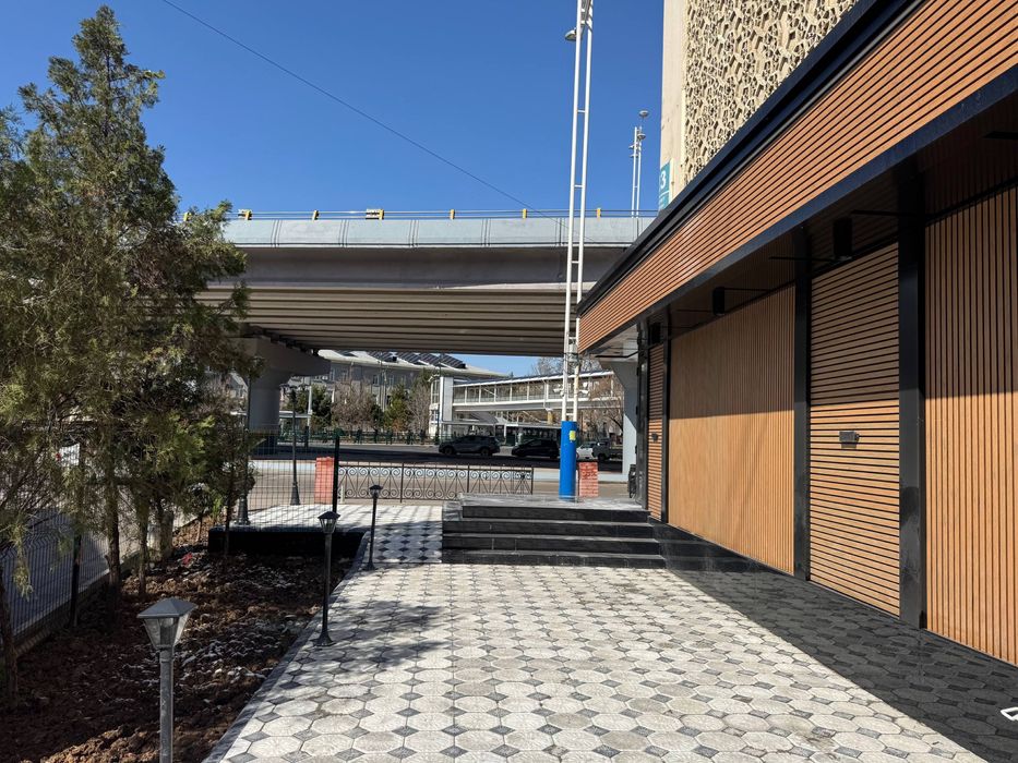 Яккасарайский Район | Кафе Qanotchi | Piramit Tower 53+70 терасса м2