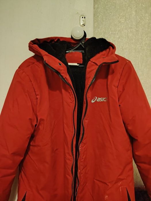 Продам зимнюю куртку