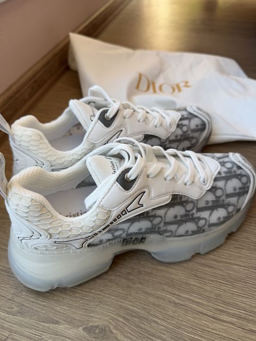 Маратонки бели Dior