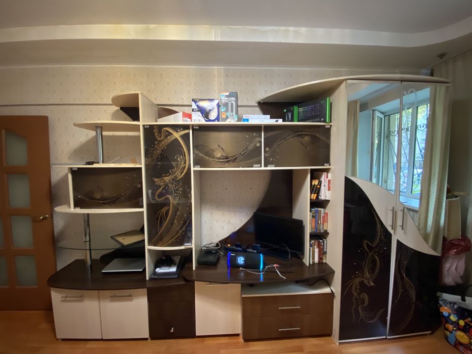 Горка для гостиной