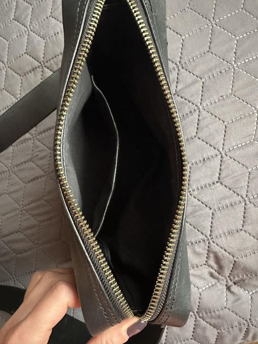 Дамска чанта DKNY