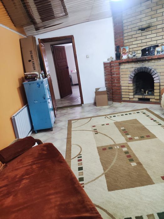 Продам двухэтажный коттедж