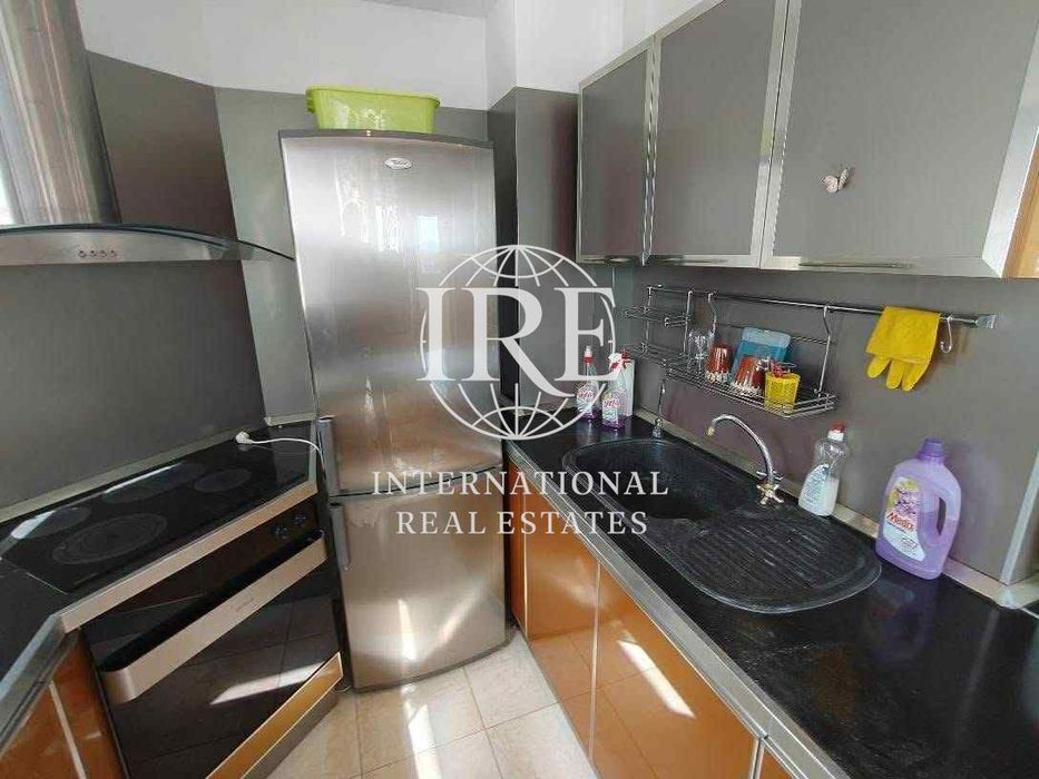 Продава се Тристаен апартамент в Варна, Левски - 145 кв.м за 1690 €/кв.м - Снимка #10