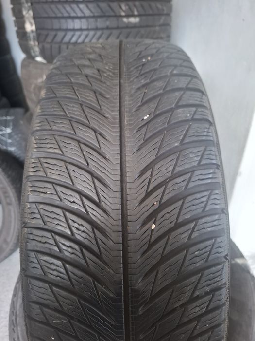 235 60 17 Michelin  дот 5119 4броя цената е за 1бр