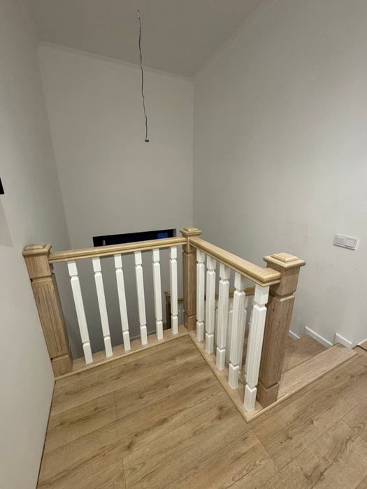 Zina Zinapoyalar лестница