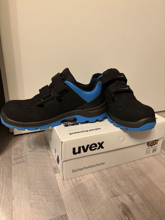 Uvex 2 xenova marimea 42 NOI