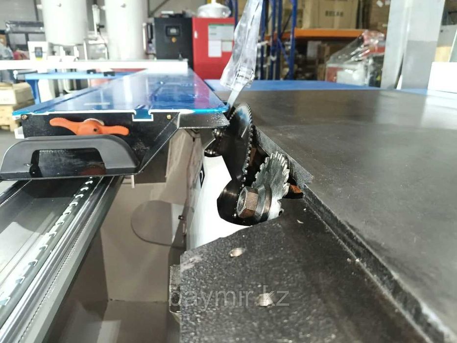 Форматно-раскроечный станок MJ6132YII