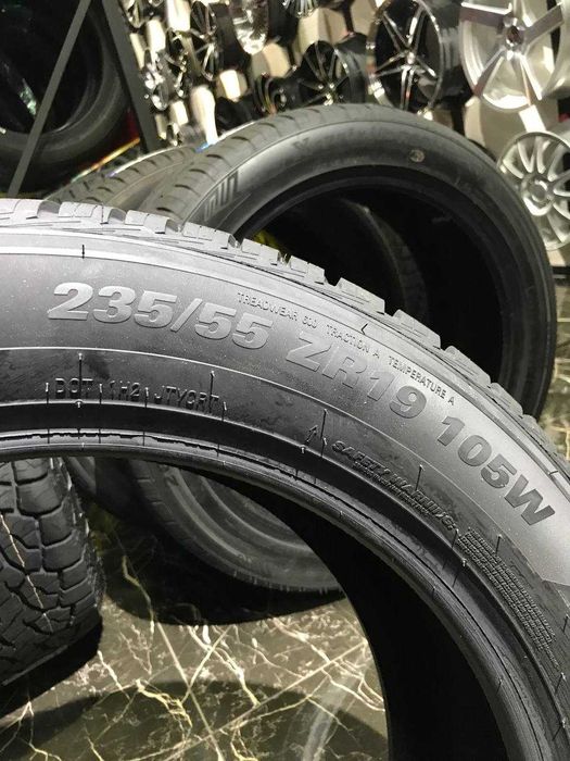 Kumho Solus 4S HA32 235/55/19 105W