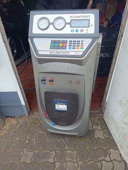 Машина/станция за зареждане на климатици TEXA. Фреон R134A