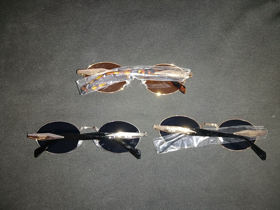 Ochelari de soare Prada