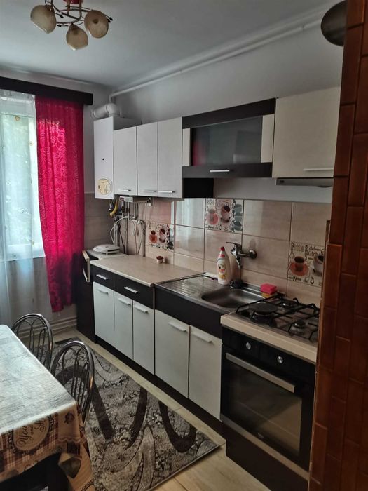 Vând apartament in Aleea Carpati Tg Mures