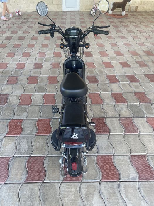 Продам скутер amanat x5