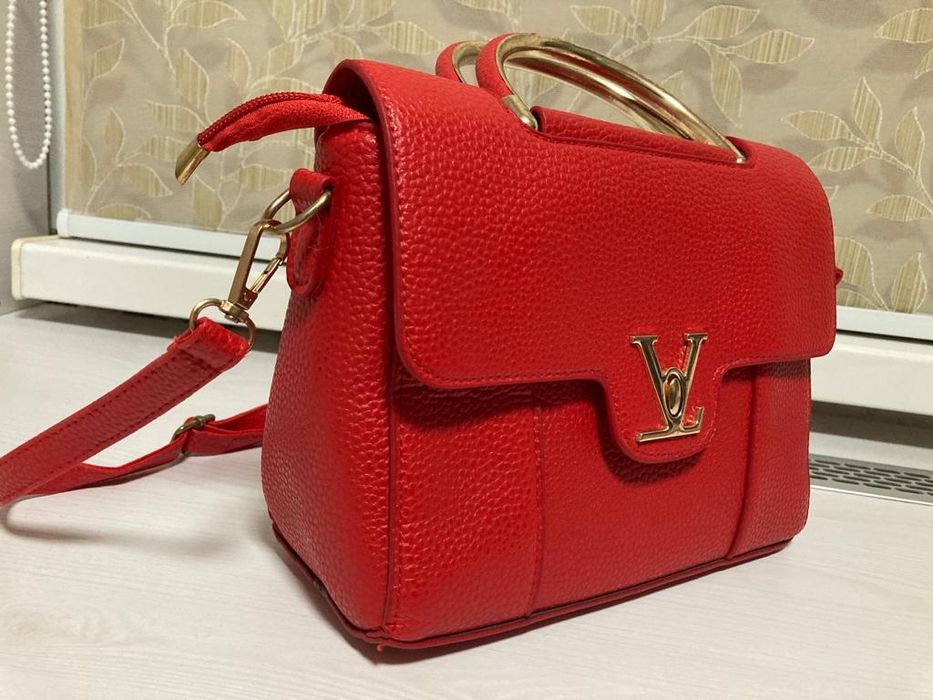 Сумочка из экокожи