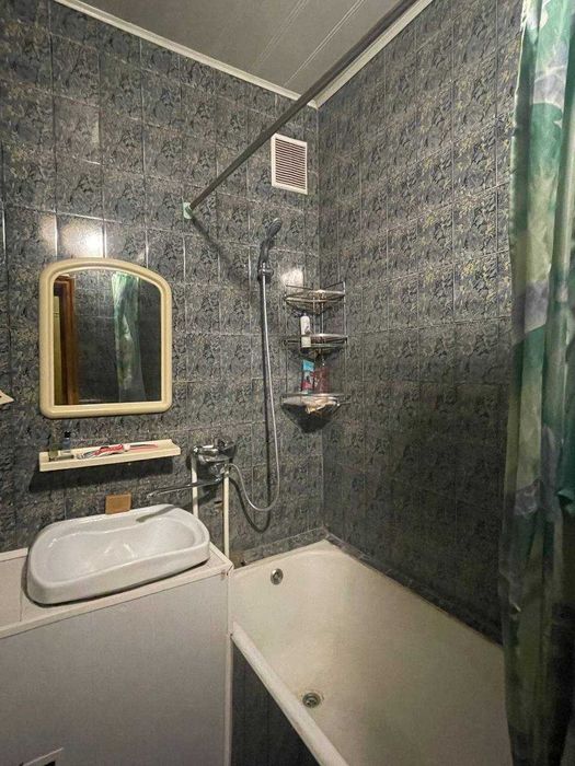 2комнатная квартира отдельный вход Чайхона Салом метро Горького 63м2КС