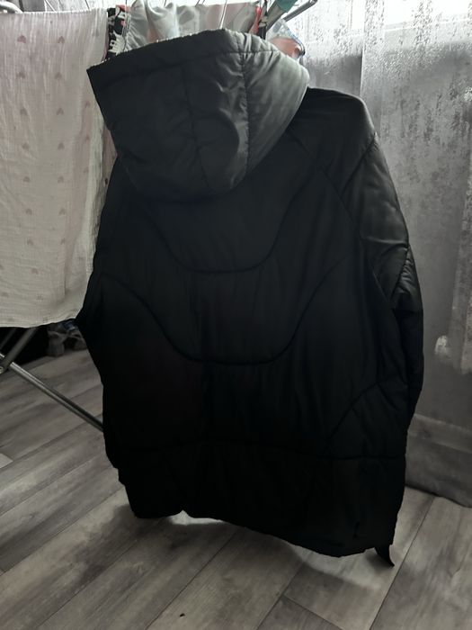 Продам демисезонную куртку