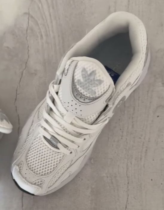 Продам кроссовки Adidas размеры 41-44