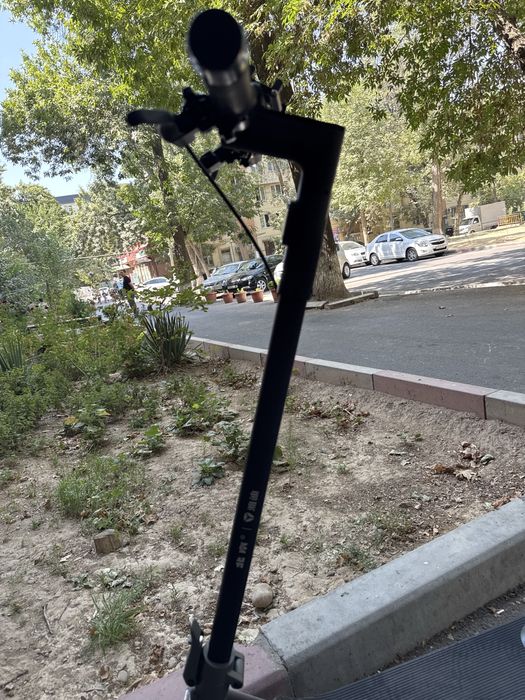 Самокат Yadea как новый