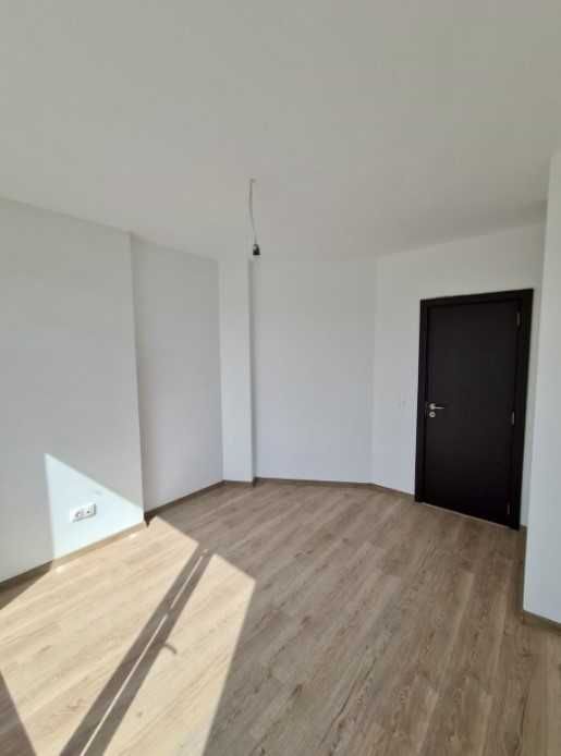 Продава се Двустаен апартамент в София, Изток - 96 кв.м за 2219 €/кв.м - Снимка #3