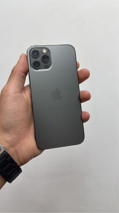 продаю iPhone 12 Pro