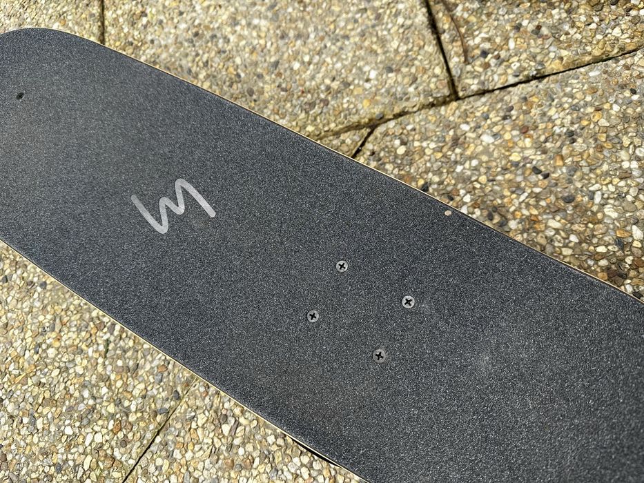 Landyachtz dinghy cruiser