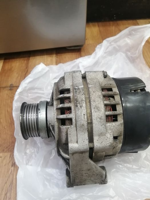 Продам гениратор ваз 14...10.