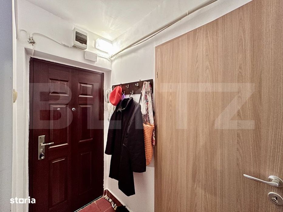 Apartament cu 3 camere, 56 mp, zona Cina